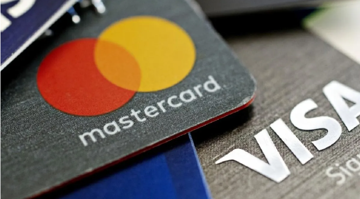 Comparativa de las mejores tarjetas Black y Signature en Argentina 2025 Imagen representando tarjetas de crédito Black y Signature disponibles en Argentina en 2025